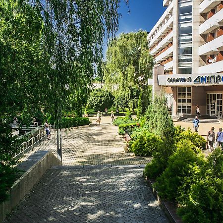 Sanatorium Elite Dnipro Hotell Truskavets Eksteriør bilde